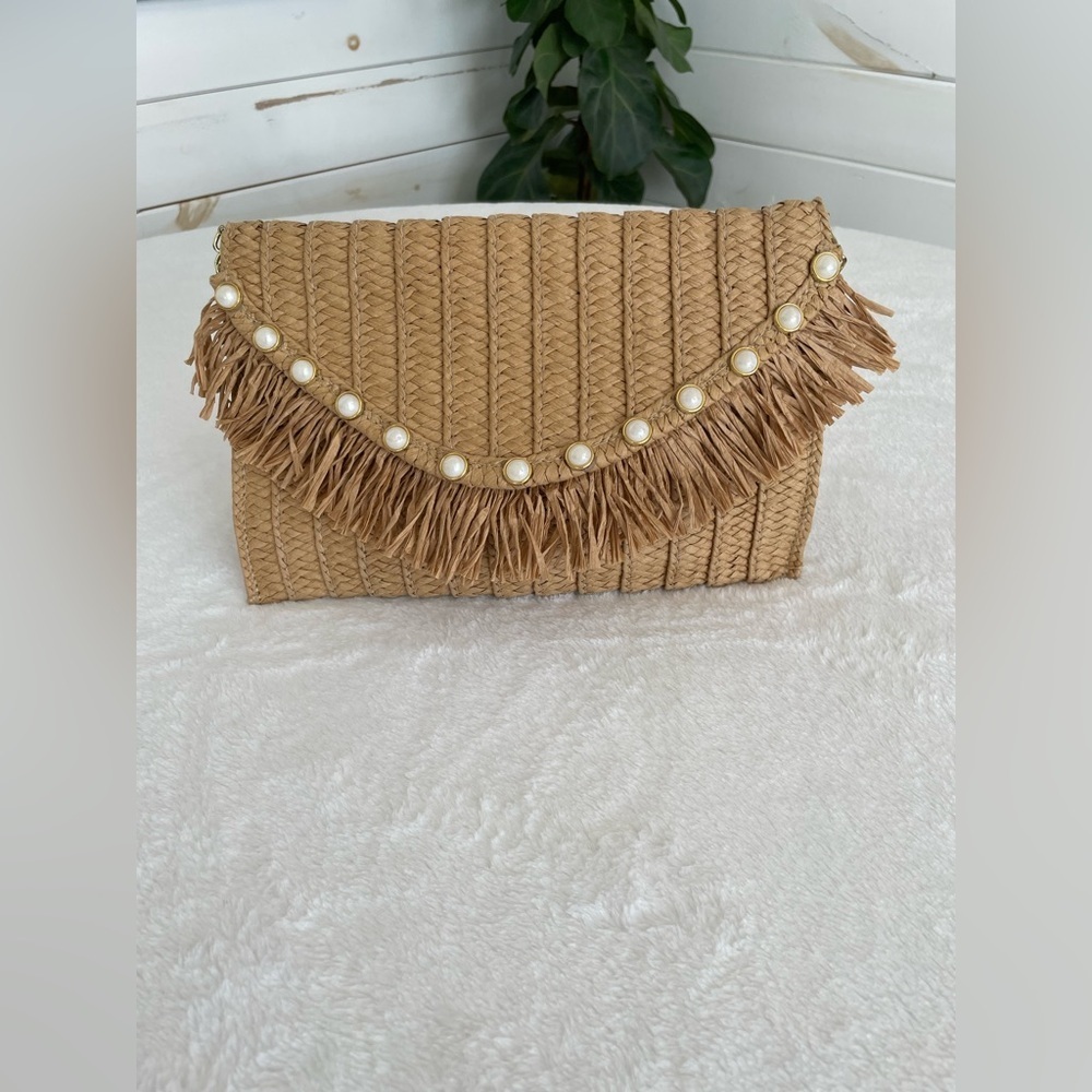 Sol and Mer Paper Straw Faux Pearl Convertible Envelope Clutch With Chain - Picture 5 of 17